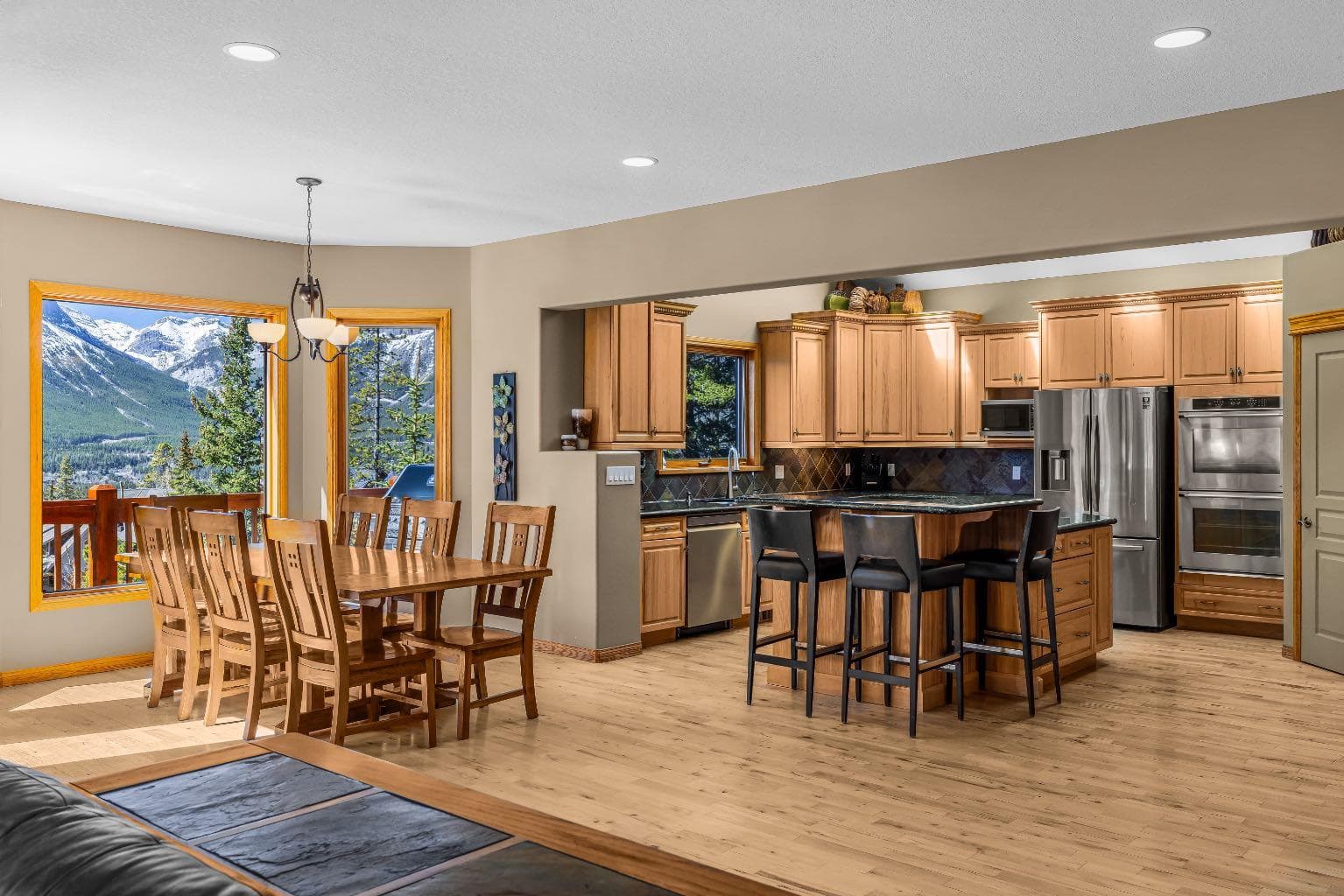 389 Eagle Heights 