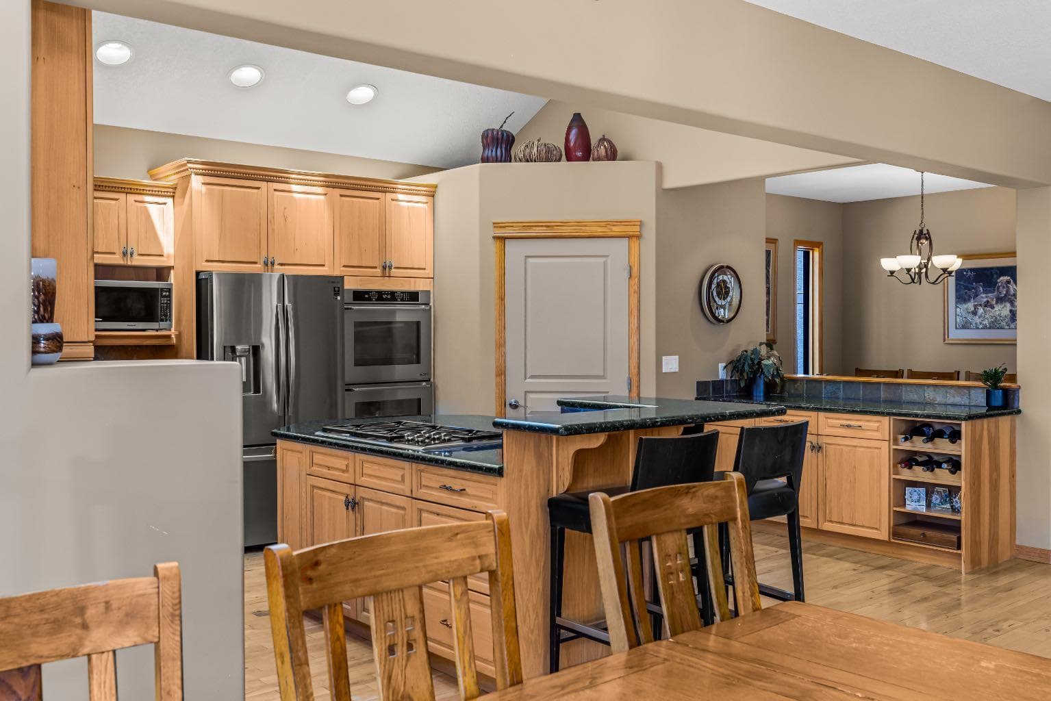389 Eagle Heights 