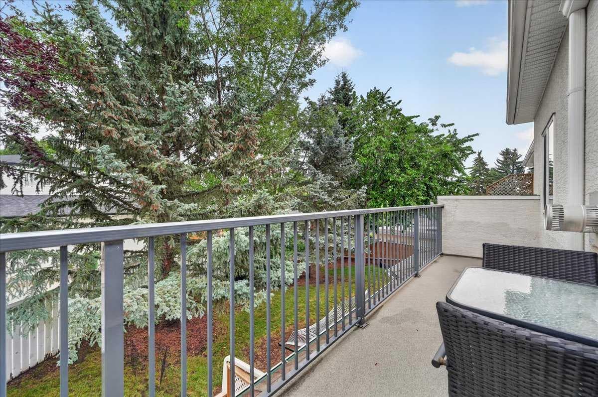 208, 622 56 Avenue SW