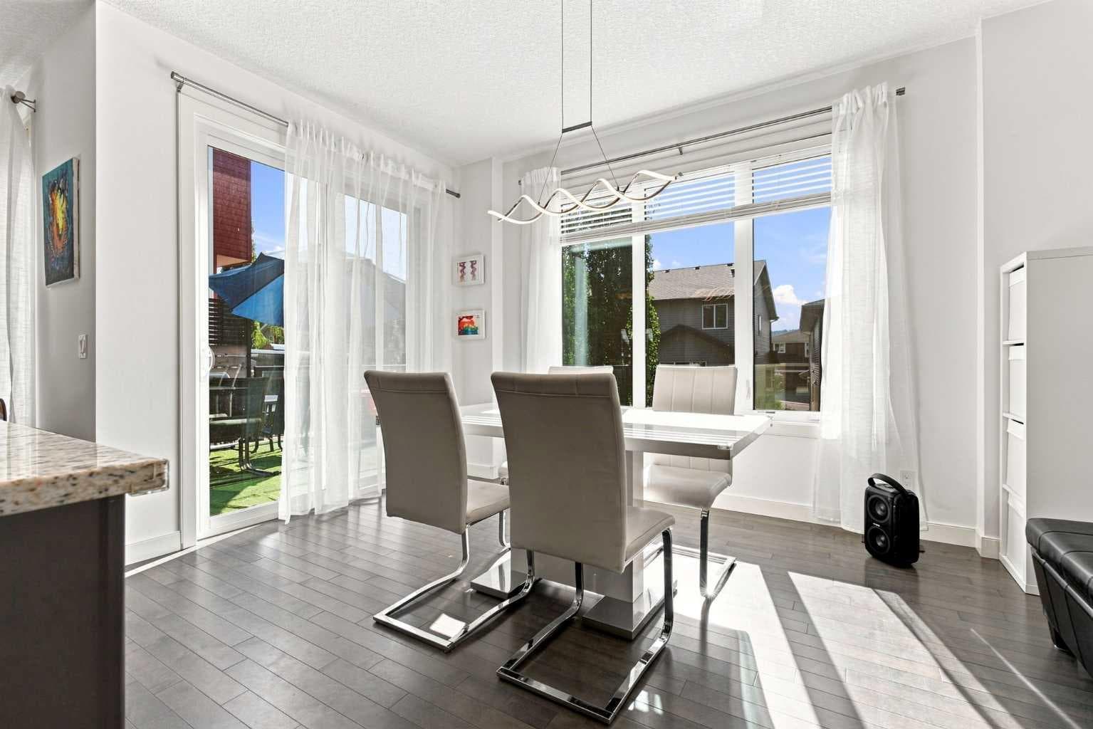 63 Sunset Park 