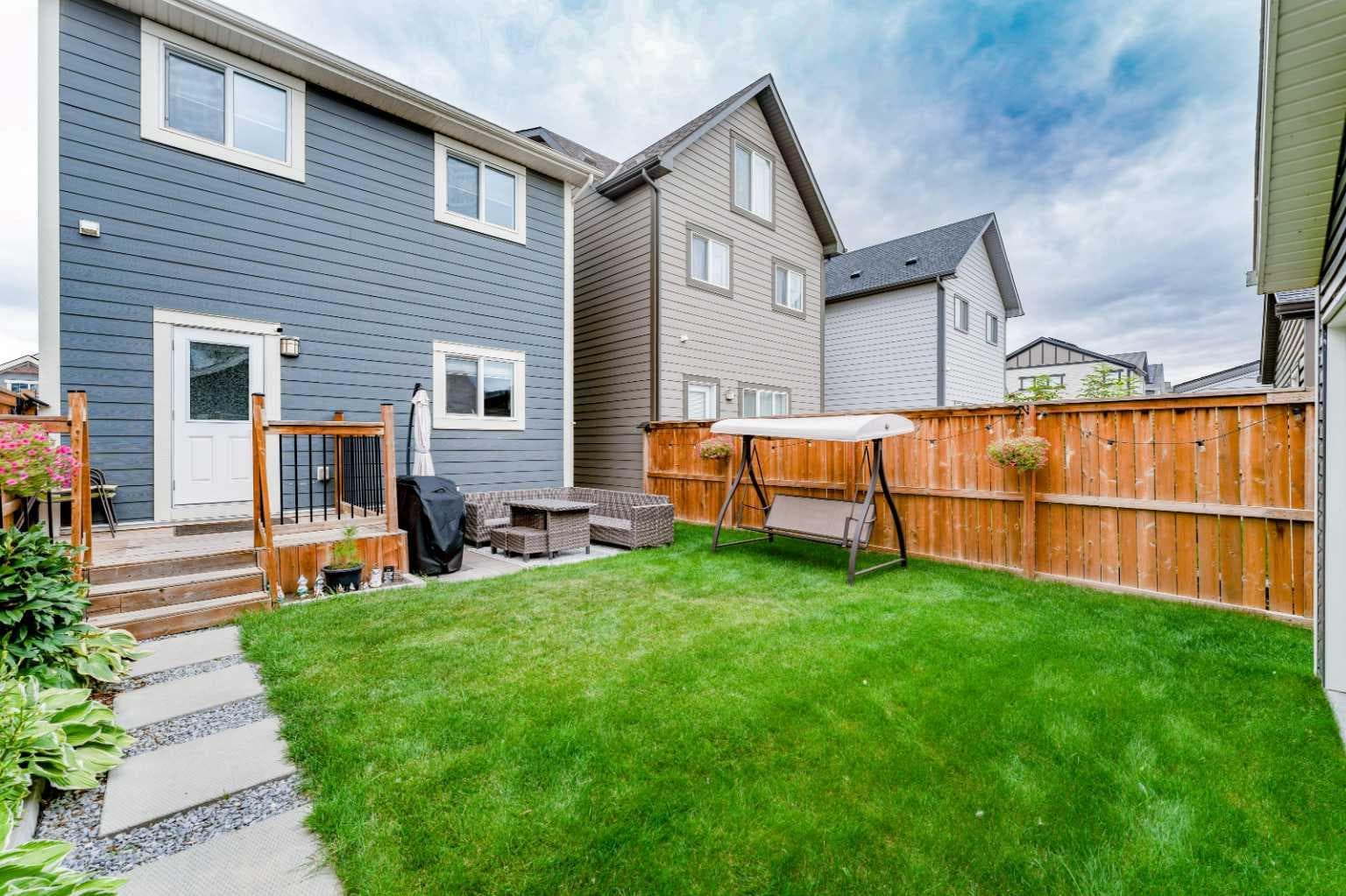 589 Masters Road SE