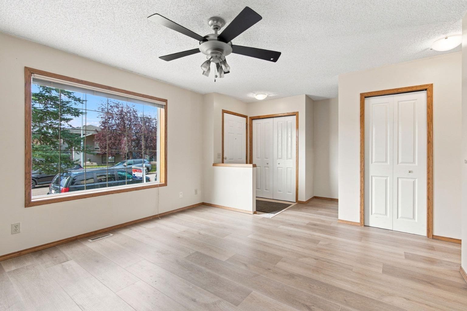 219 Coral Springs Circle NE