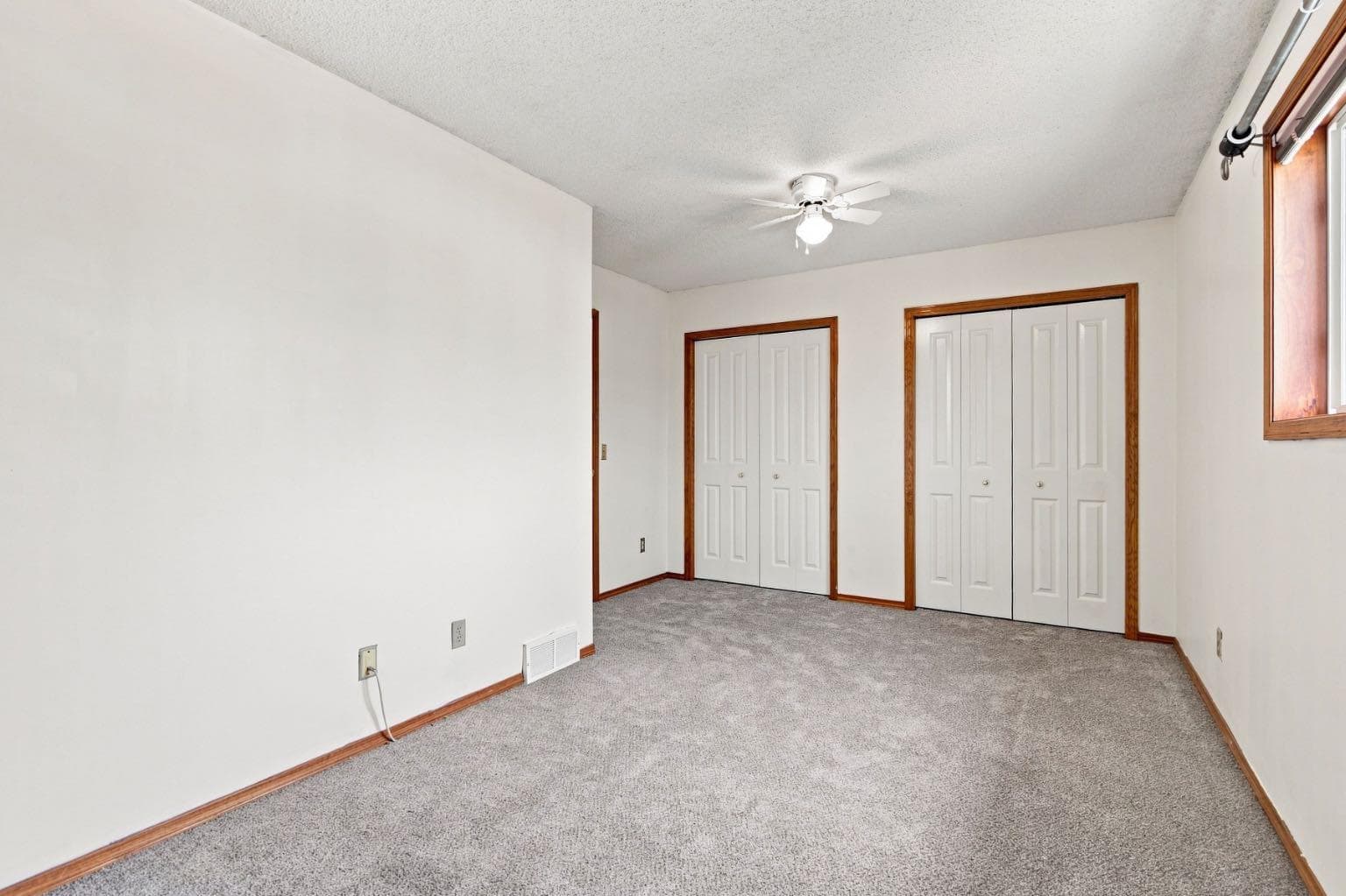 219 Coral Springs Circle NE