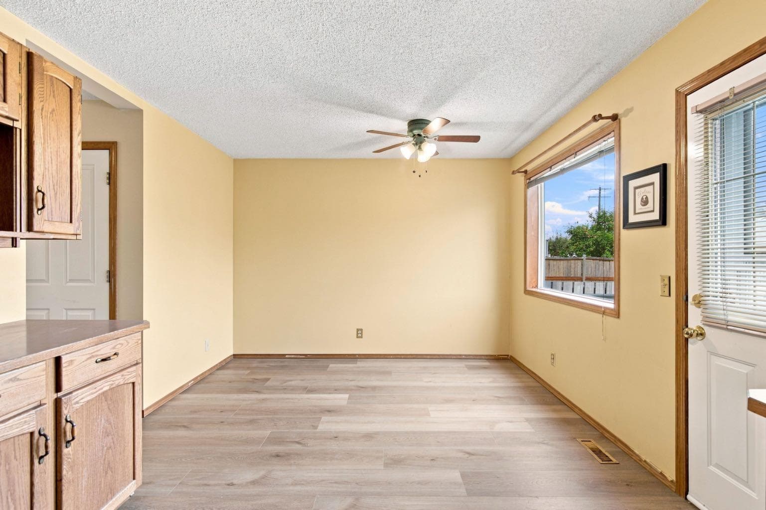 219 Coral Springs Circle NE