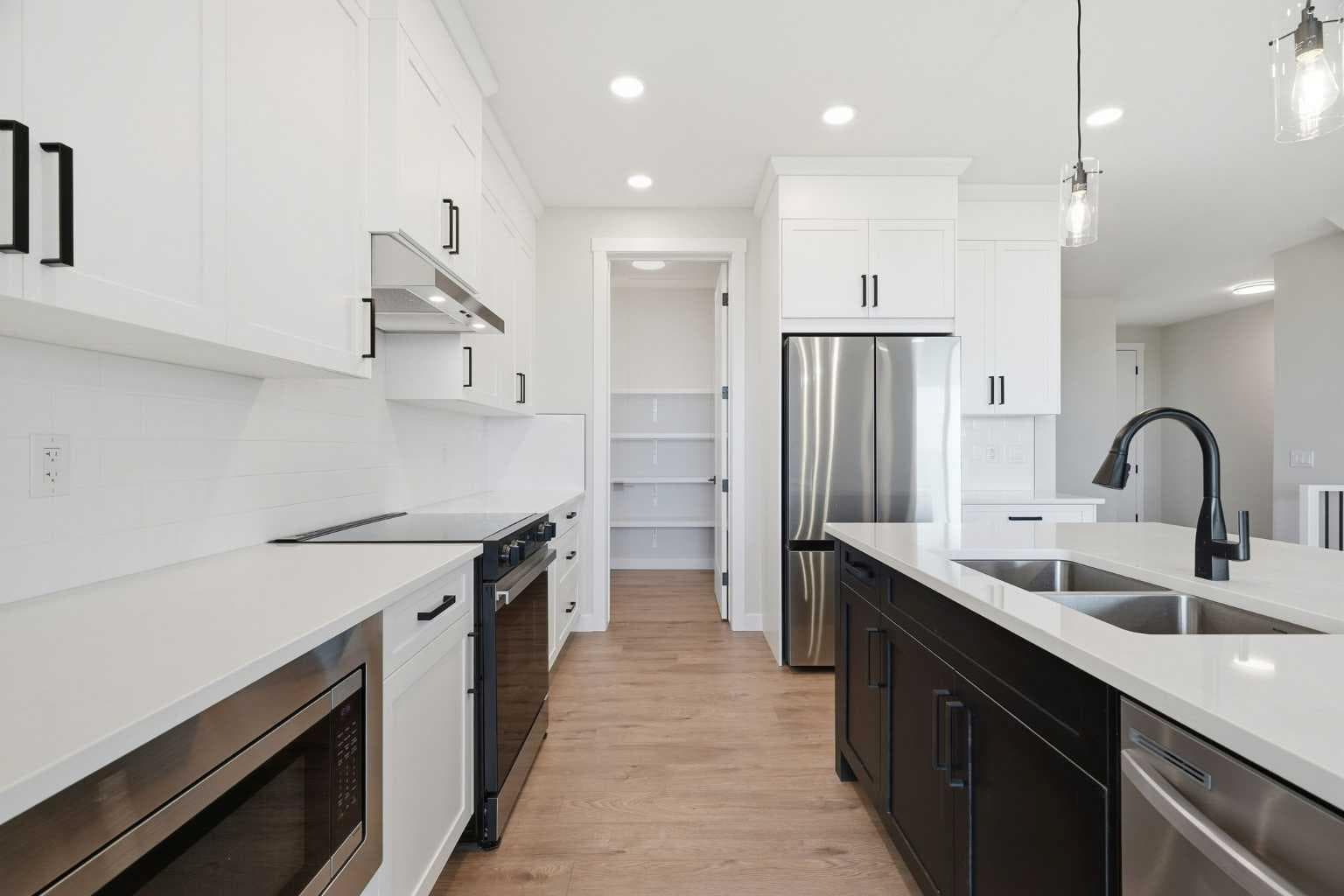 454 Kinniburgh Loop 