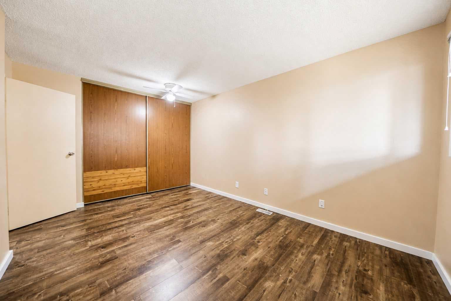 40, 3745 Fonda Way SE