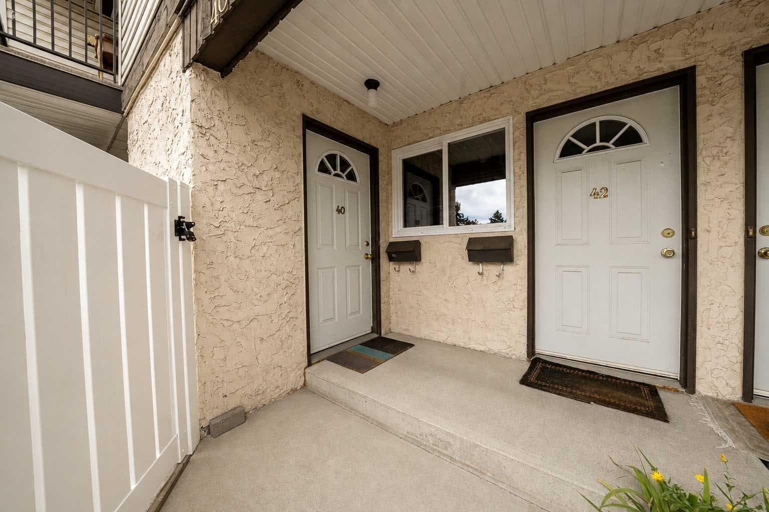 40, 3745 Fonda Way SE