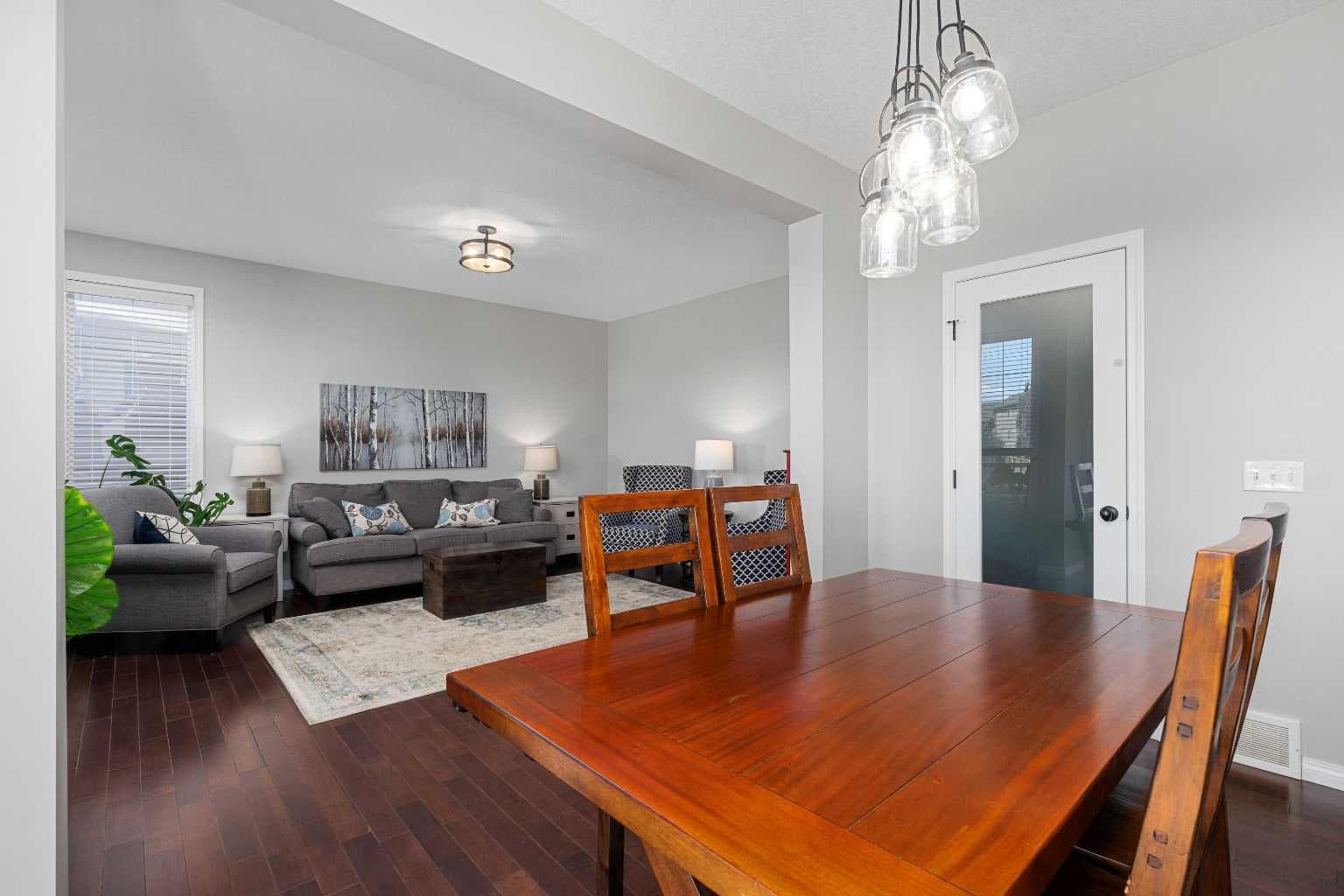 10 Windcreek Terrace SW