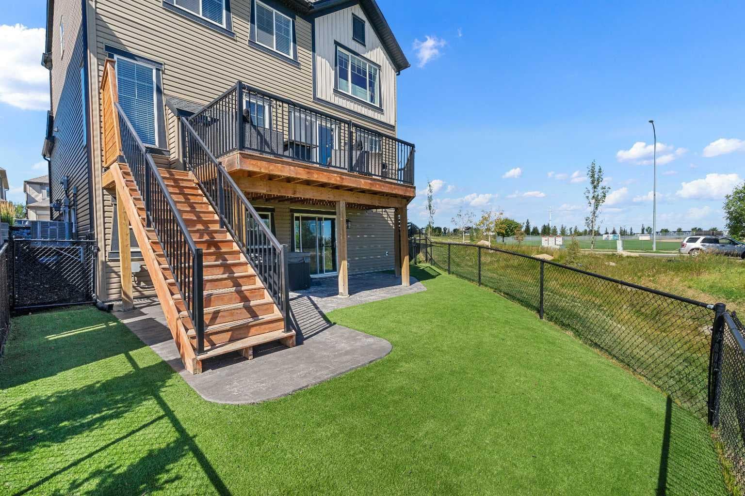 10 Windcreek Terrace SW