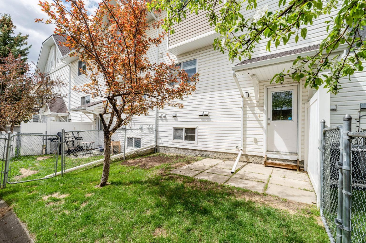 45 Tuscany springs Gardens NW