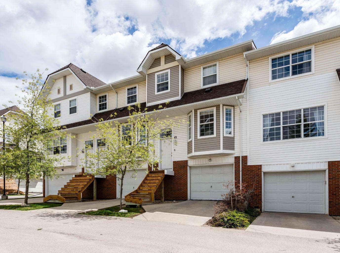 45 Tuscany springs Gardens NW