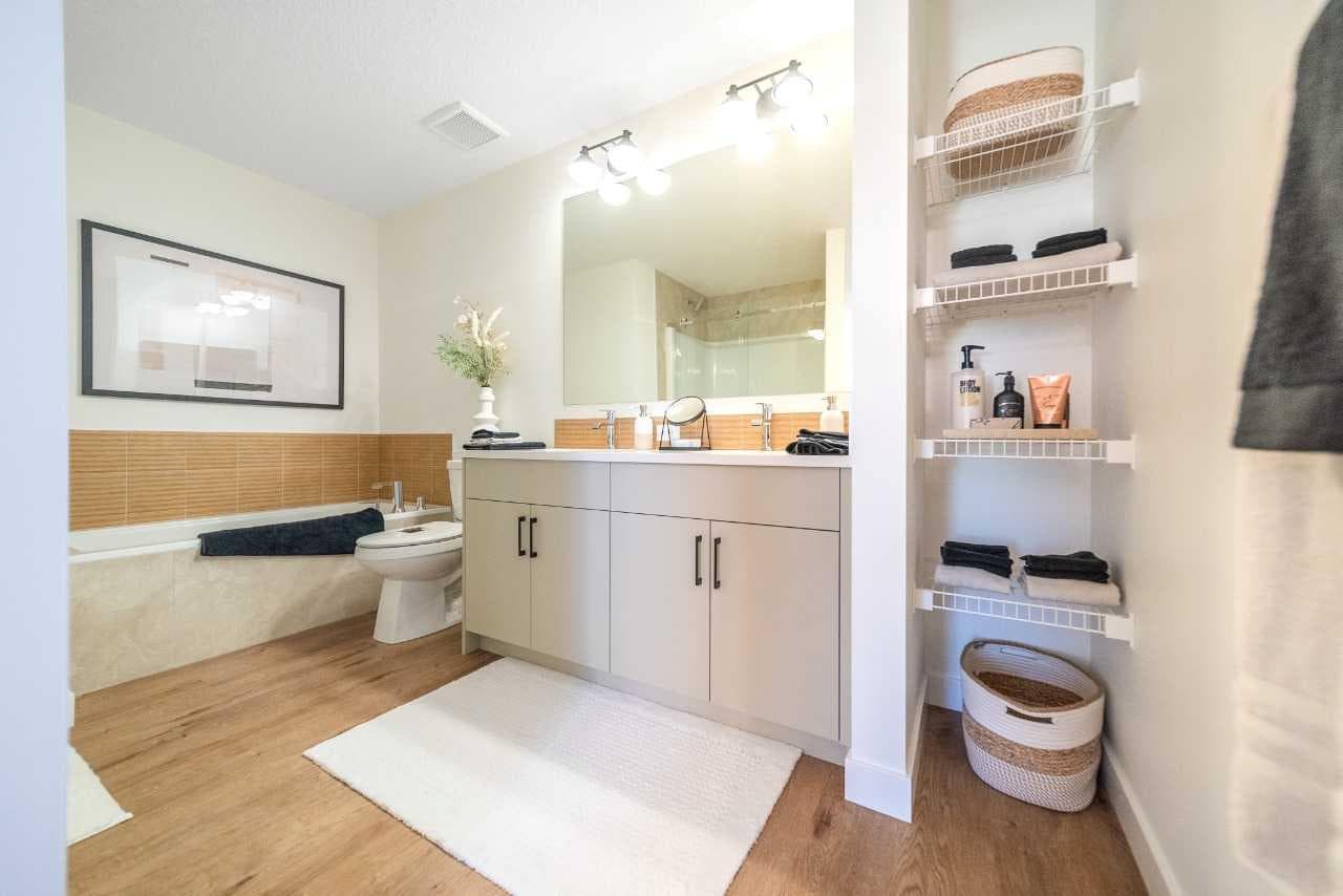 221 Southbow Drive 