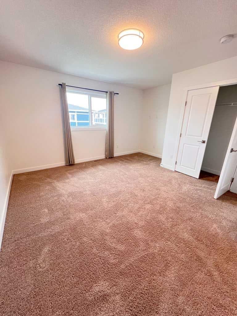 902, 33 Merganser Drive W