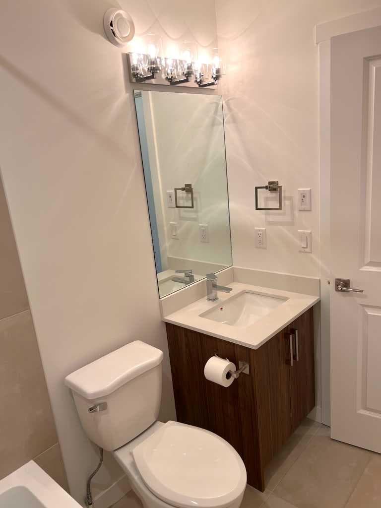 902, 33 Merganser Drive W