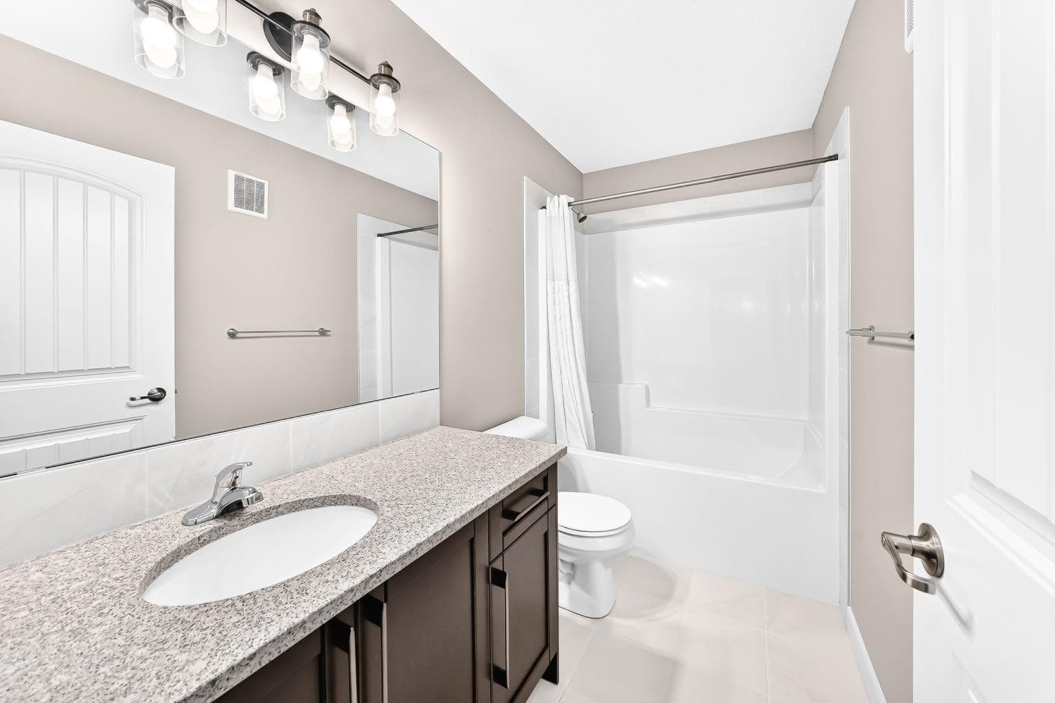 3 Sunrise Heights 