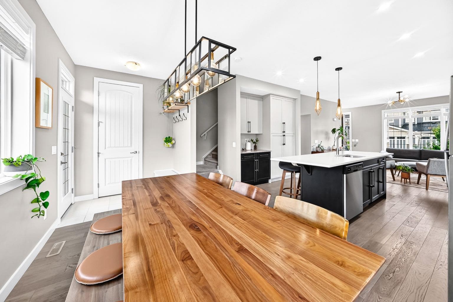 3 Sunrise Heights 