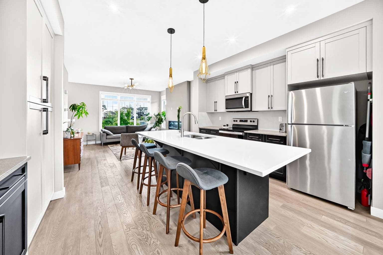 3 Sunrise Heights 