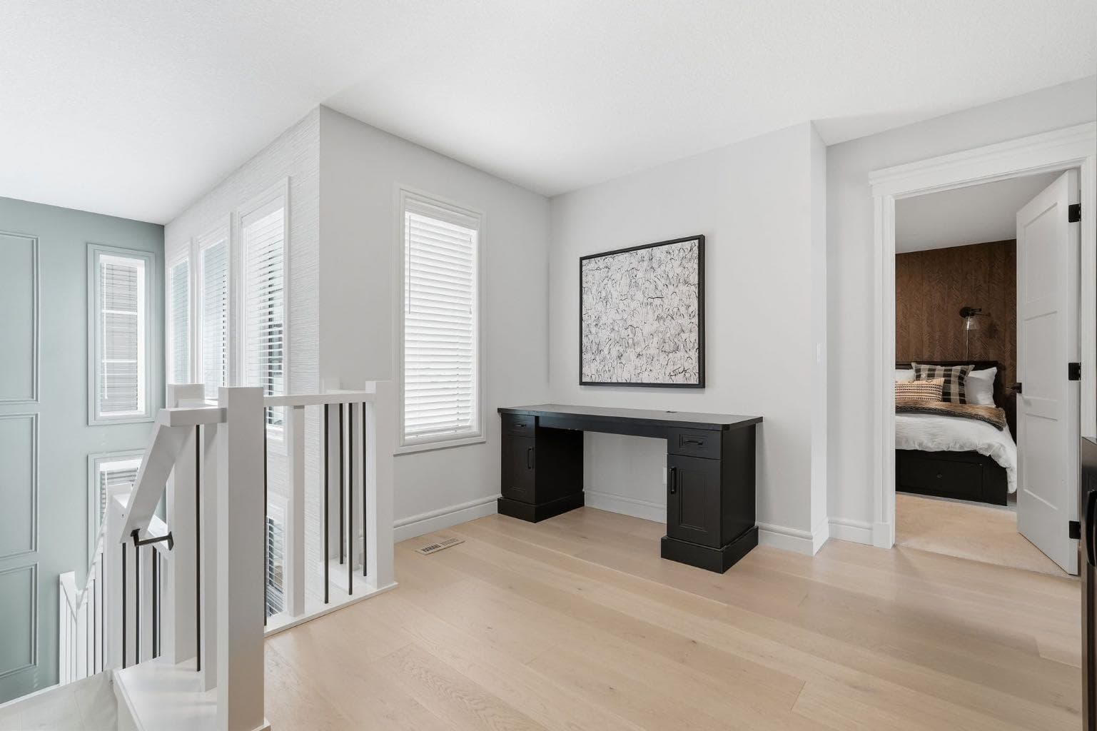 10 Legacy Woods Crescent SE