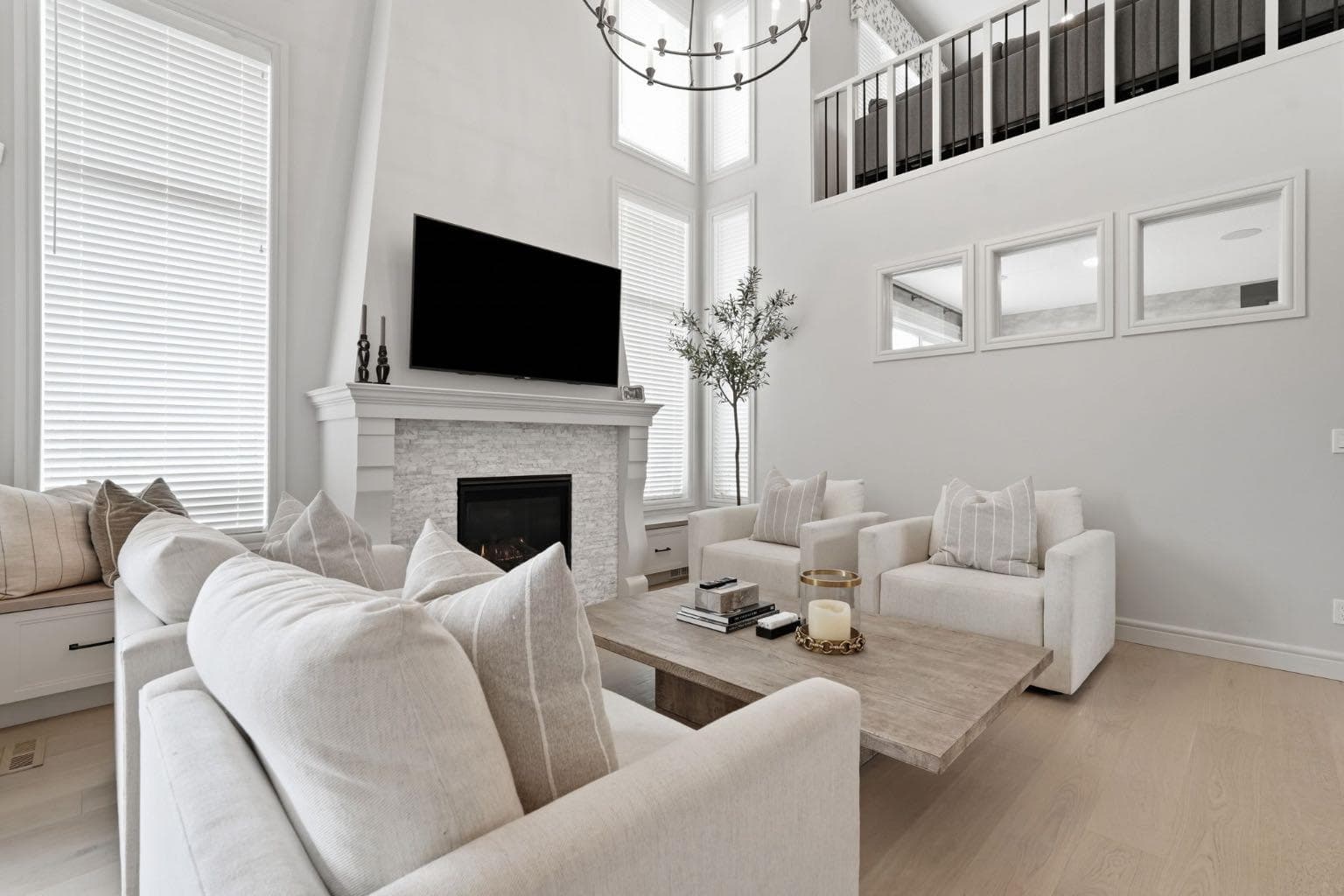 10 Legacy Woods Crescent SE