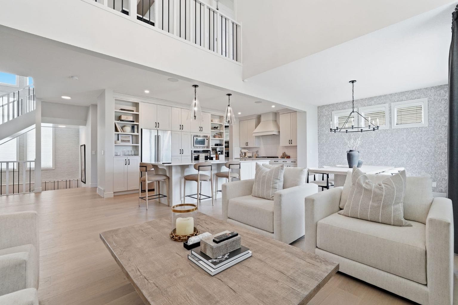 10 Legacy Woods Crescent SE