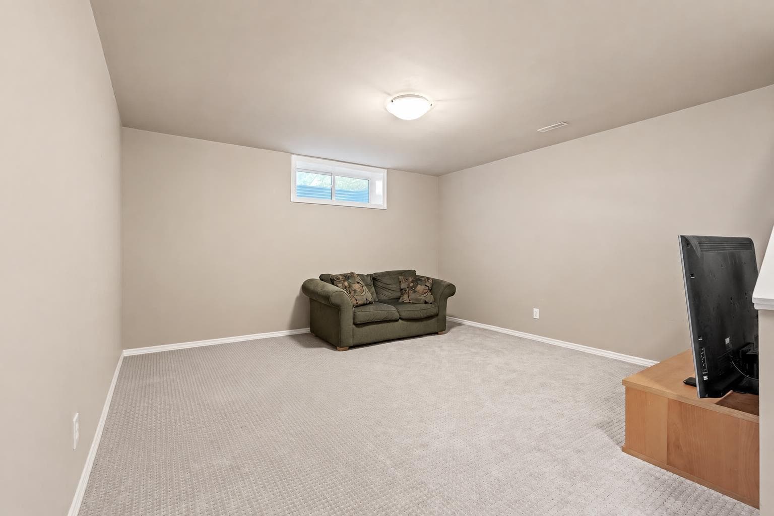 52 Copperfield Close SE