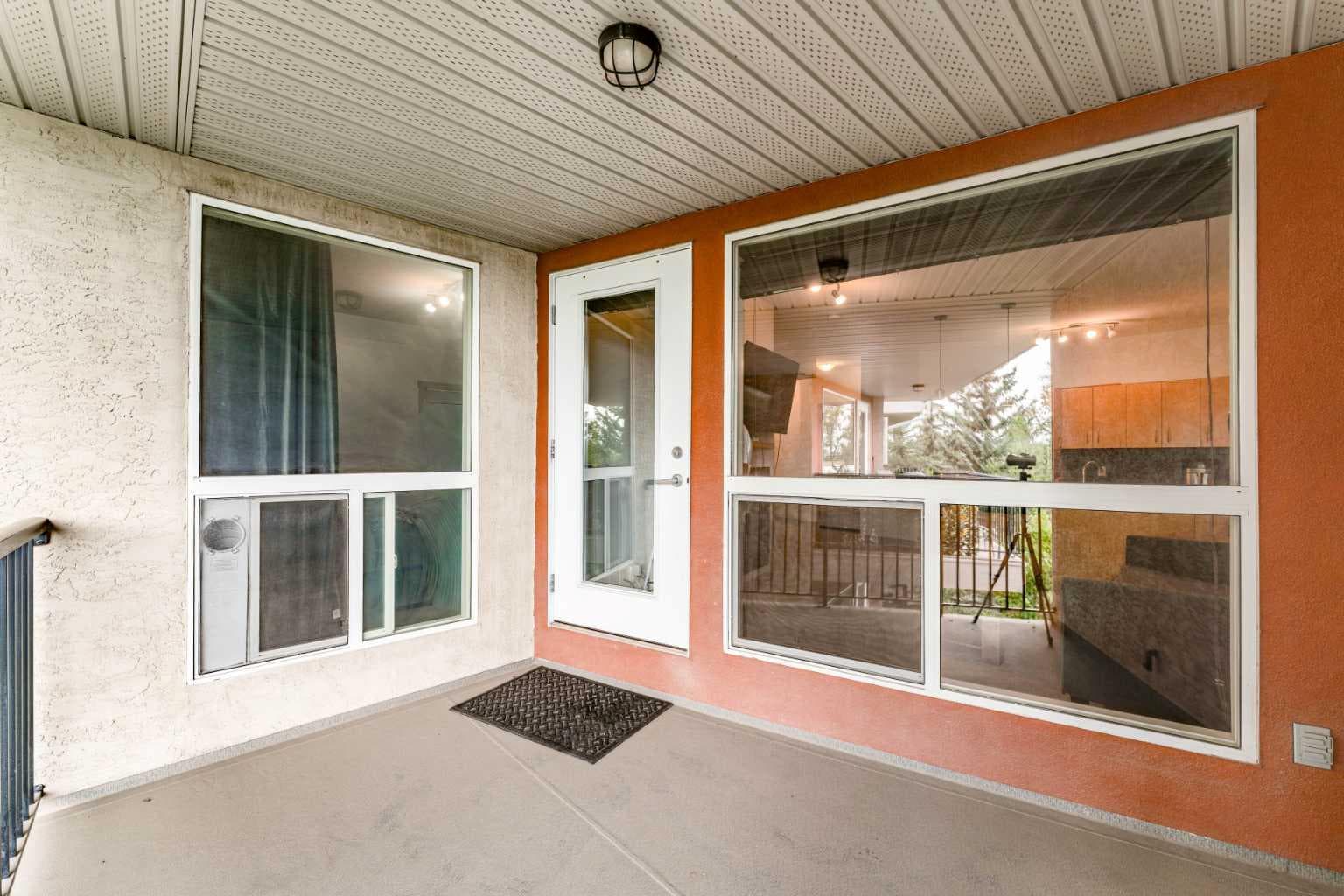 314, 69 Springborough Court SW