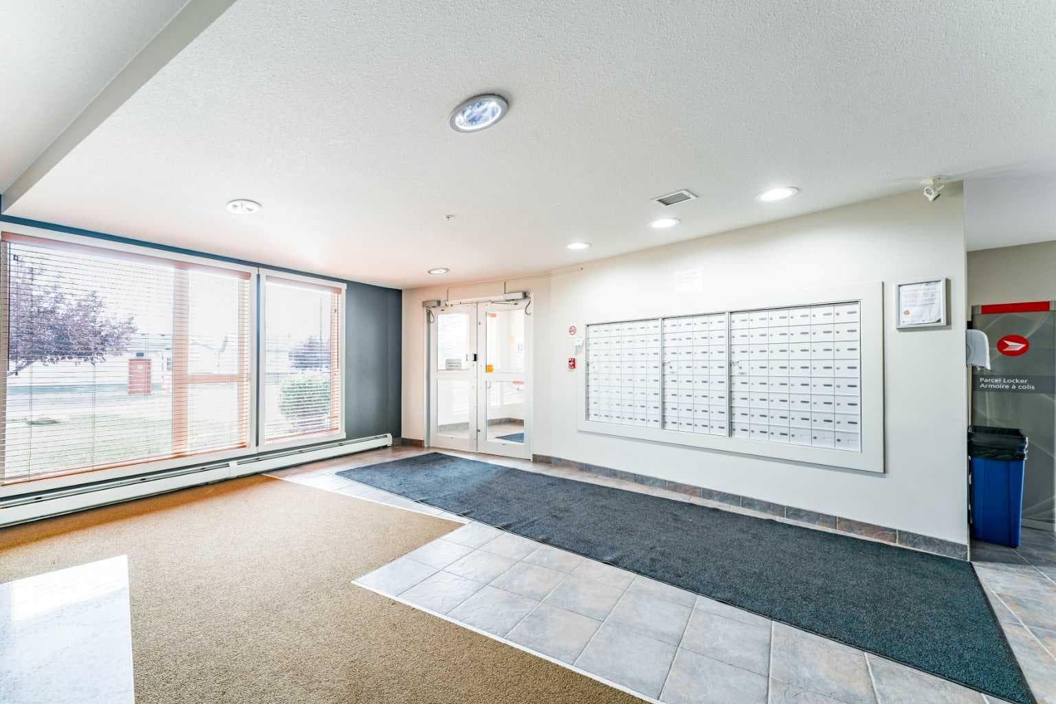 314, 69 Springborough Court SW