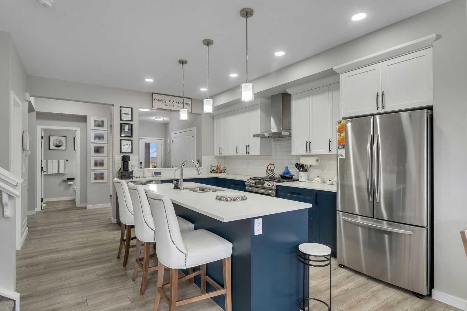 341 Walcrest View SE