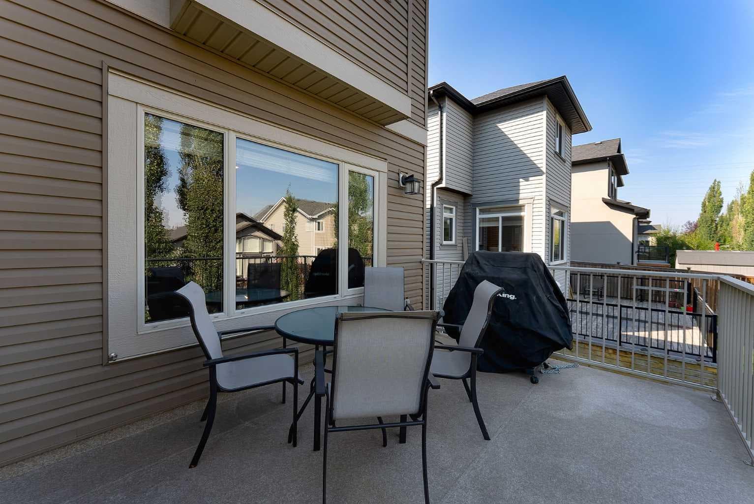 140 Aspenmere Close 