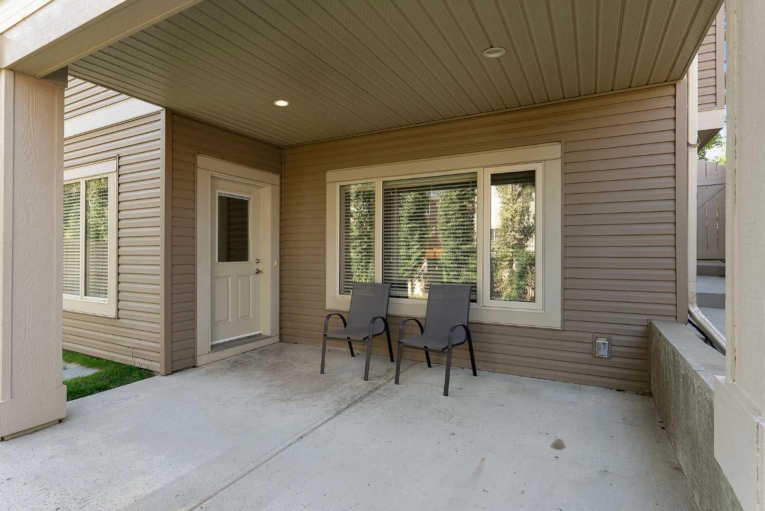 140 Aspenmere Close 