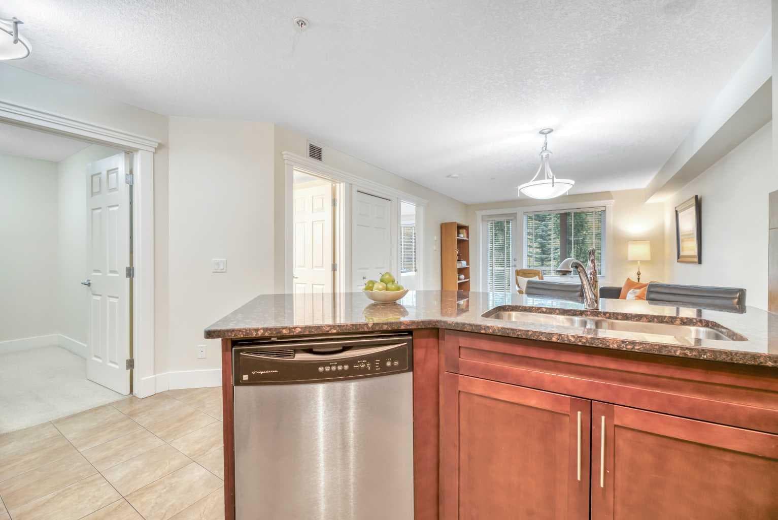 315, 500 Rocky Vista Gardens NW
