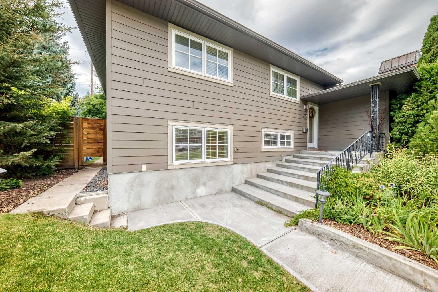 47 Woodlark Drive SW