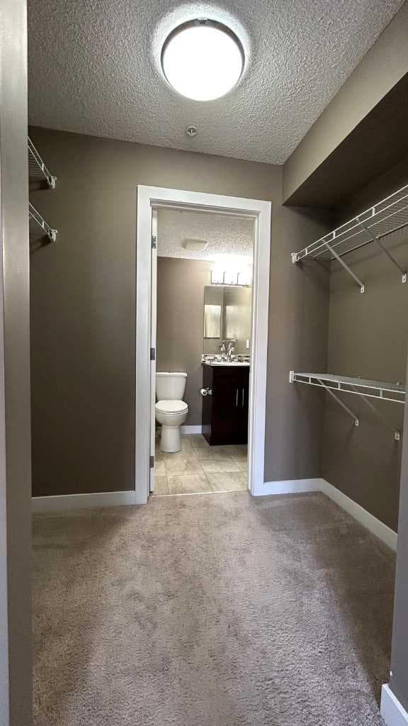 218, 5 Saddlestone Way NE