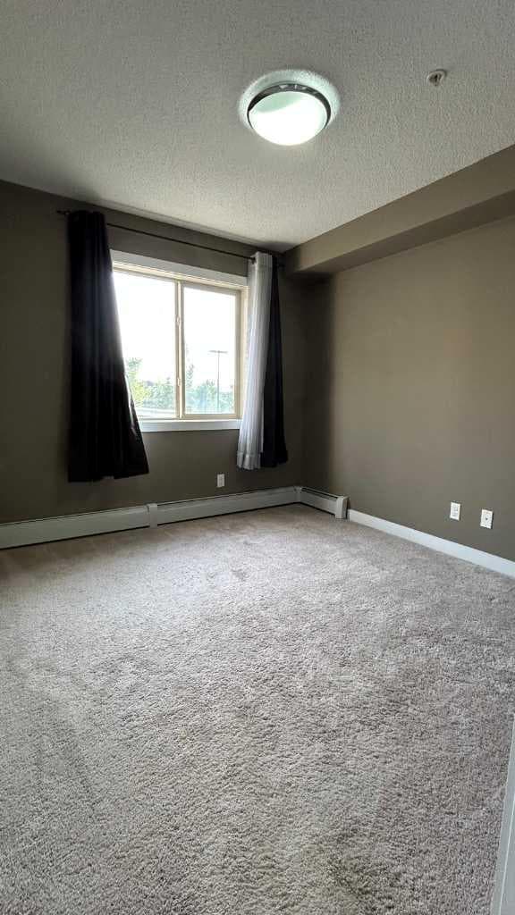 218, 5 Saddlestone Way NE