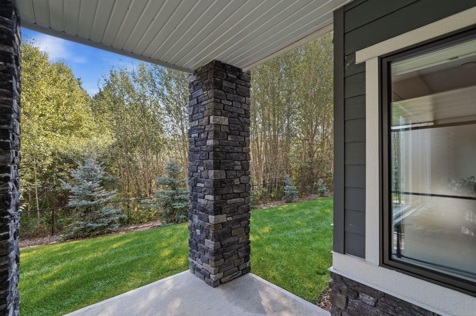 154 Crestridge Common SW