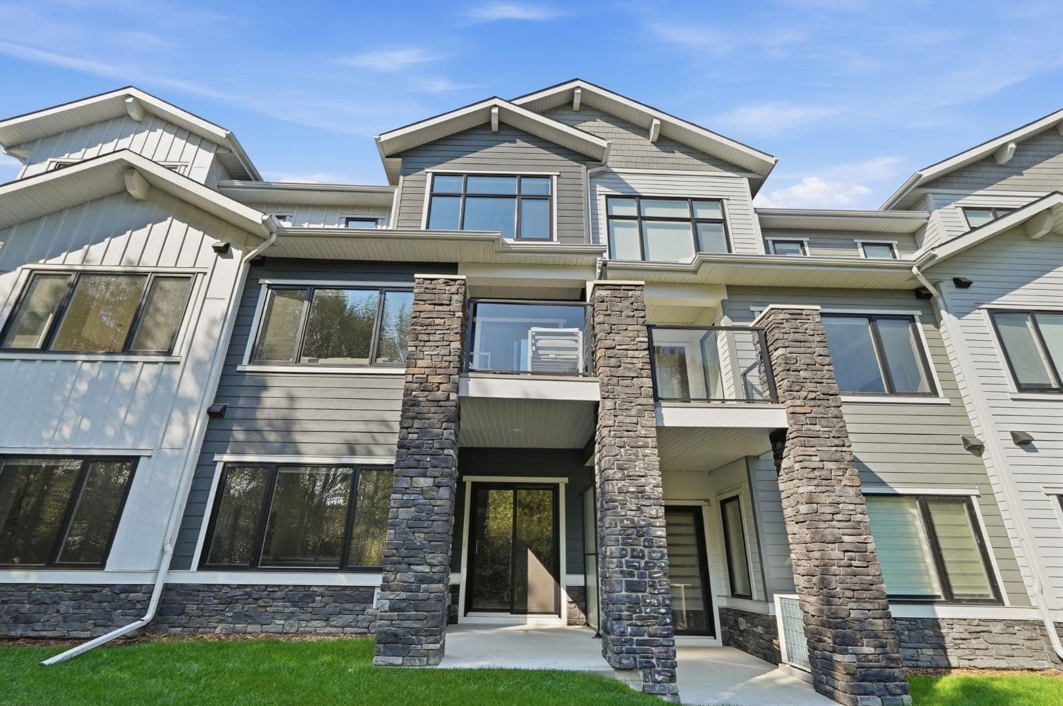 154 Crestridge Common SW