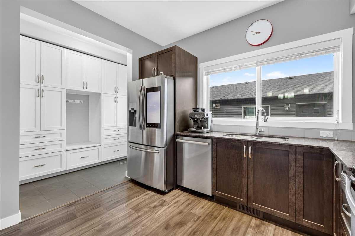 309 Midtown Gate SW