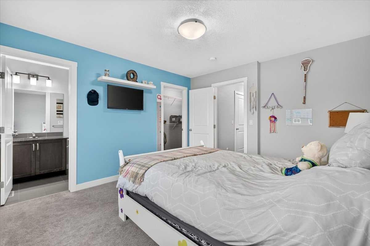 309 Midtown Gate SW