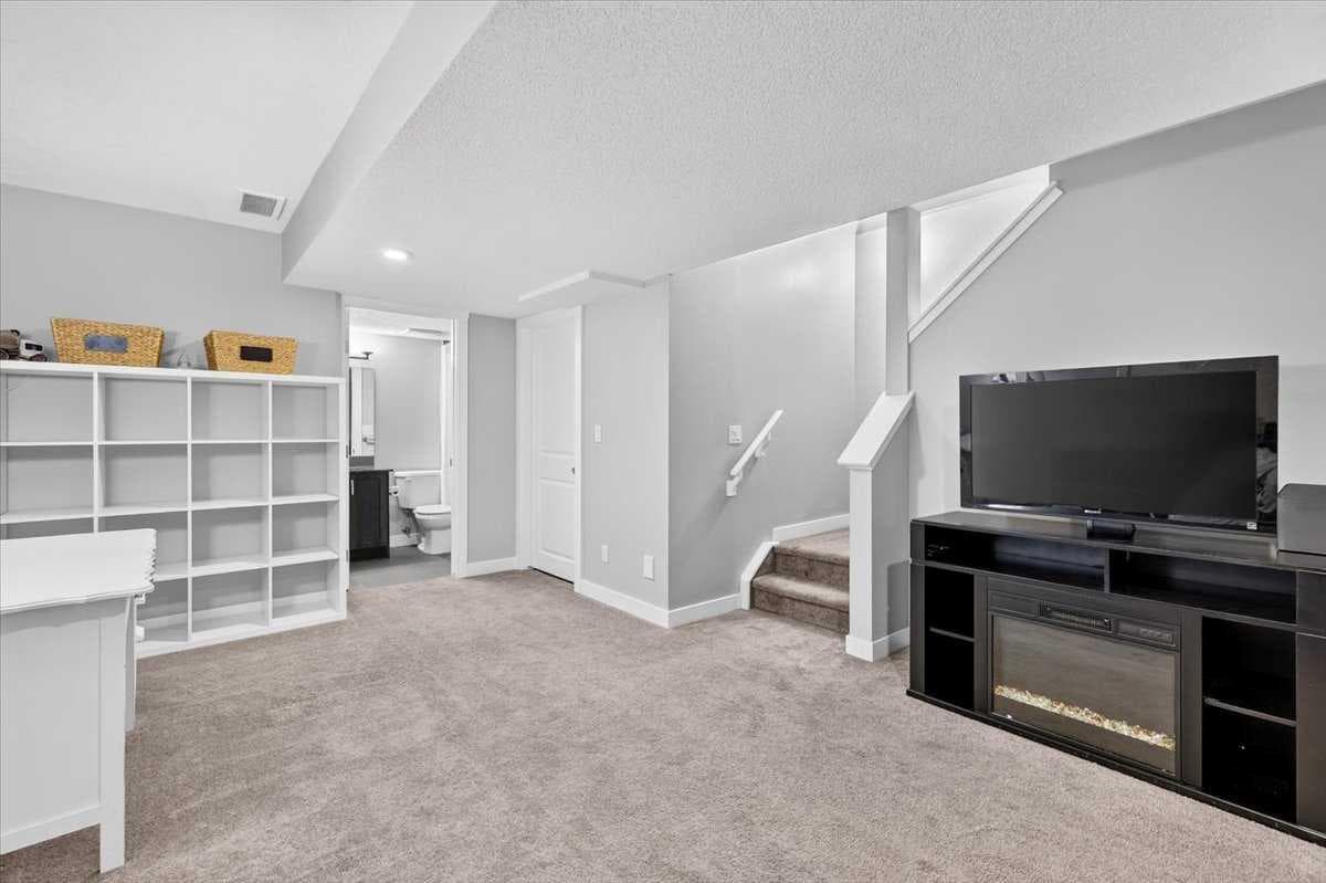 309 Midtown Gate SW