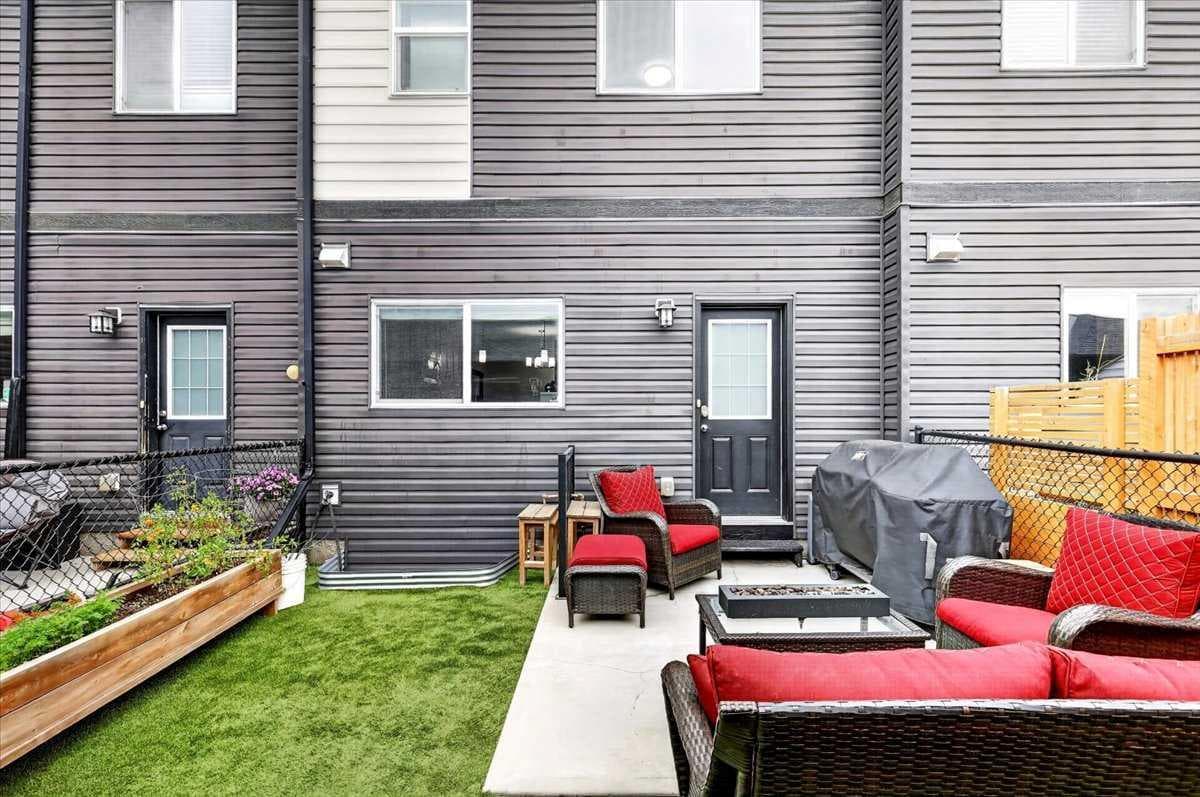 309 Midtown Gate SW