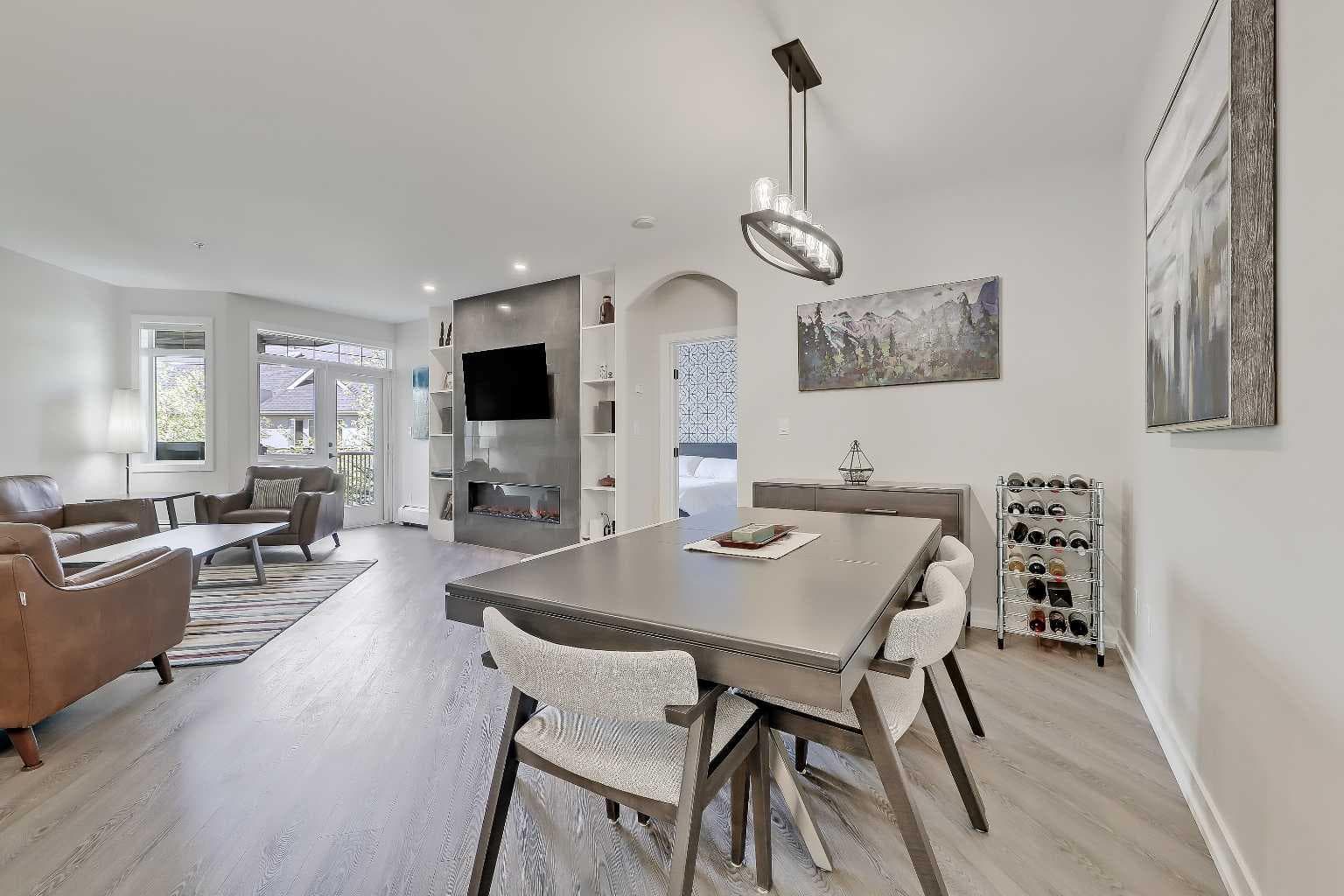 402, 2419 Erlton Road SW