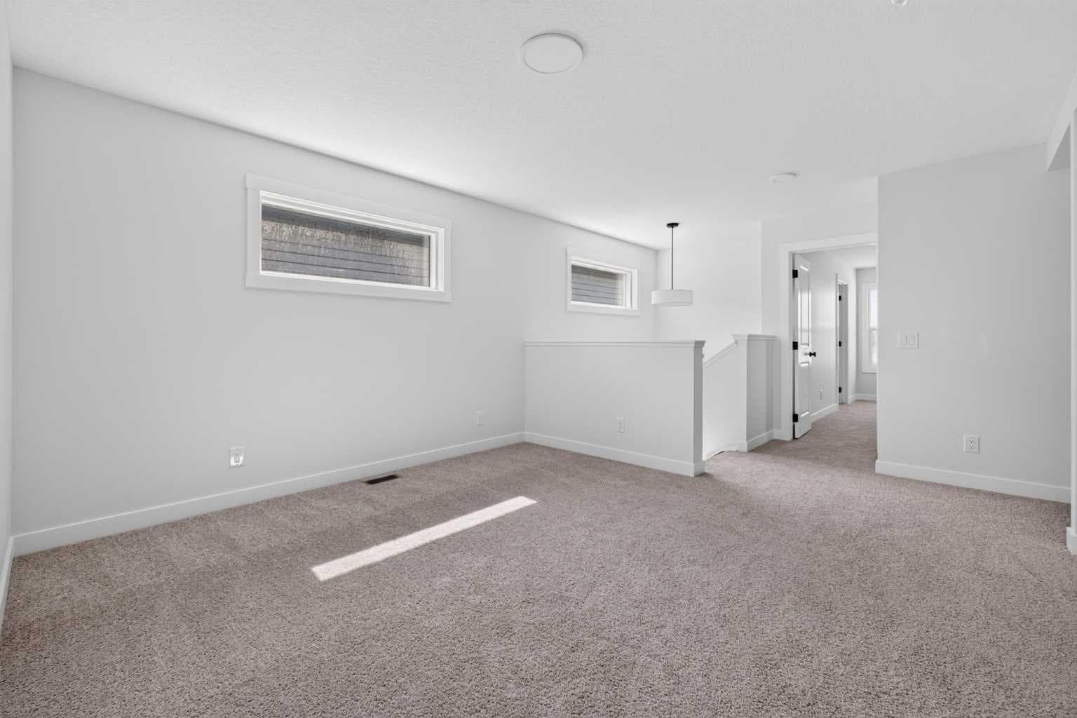 155 Stargazer Grove NW