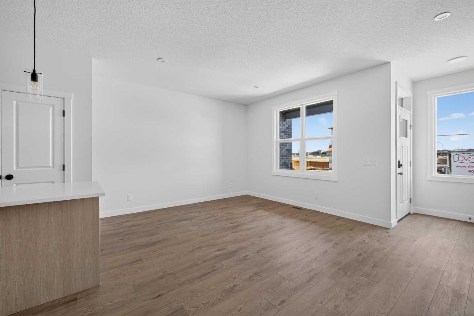 155 Stargazer Grove NW