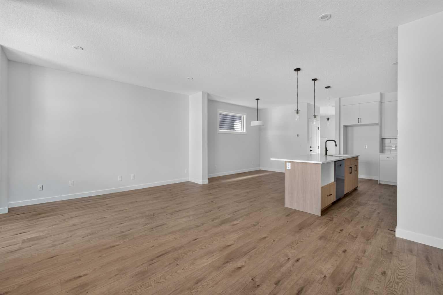155 Stargazer Grove NW