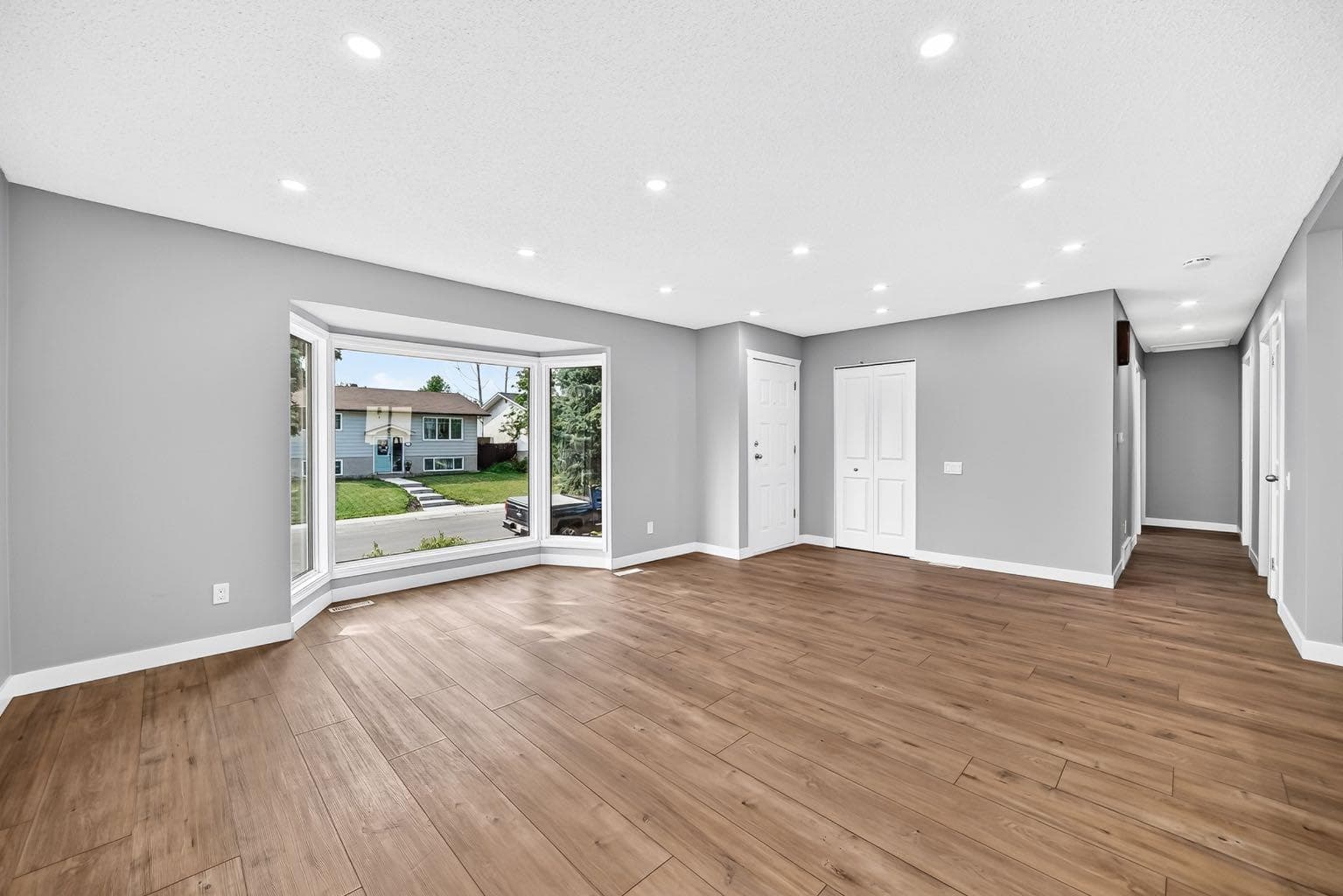 208 Penbrooke Way SE