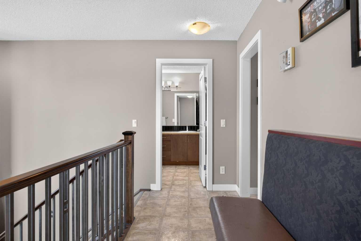 4 Sunset Square 
