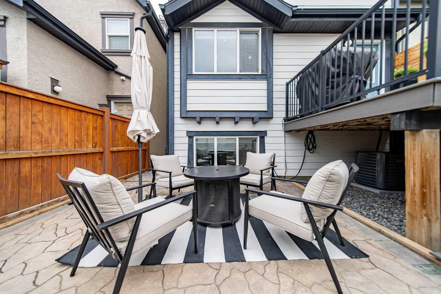 41 Masters Crescent SE