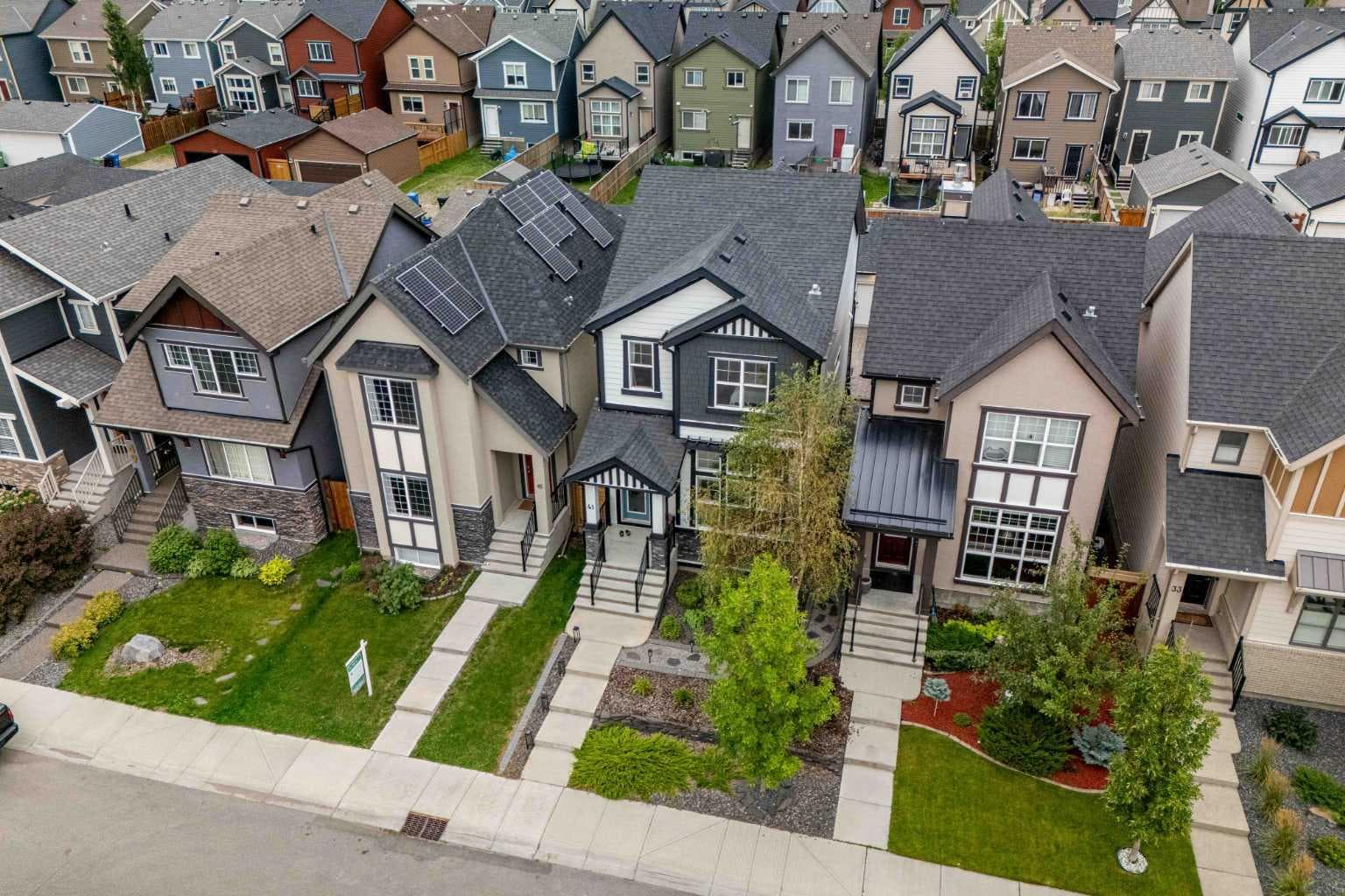 41 Masters Crescent SE