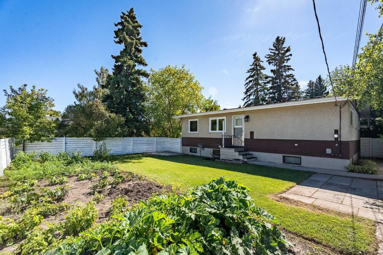 3404 Bulyea Crescent NW
