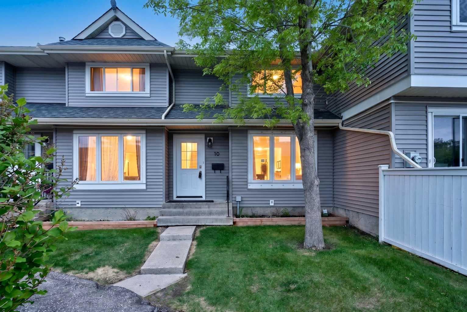 10 Falconer Terrace NE